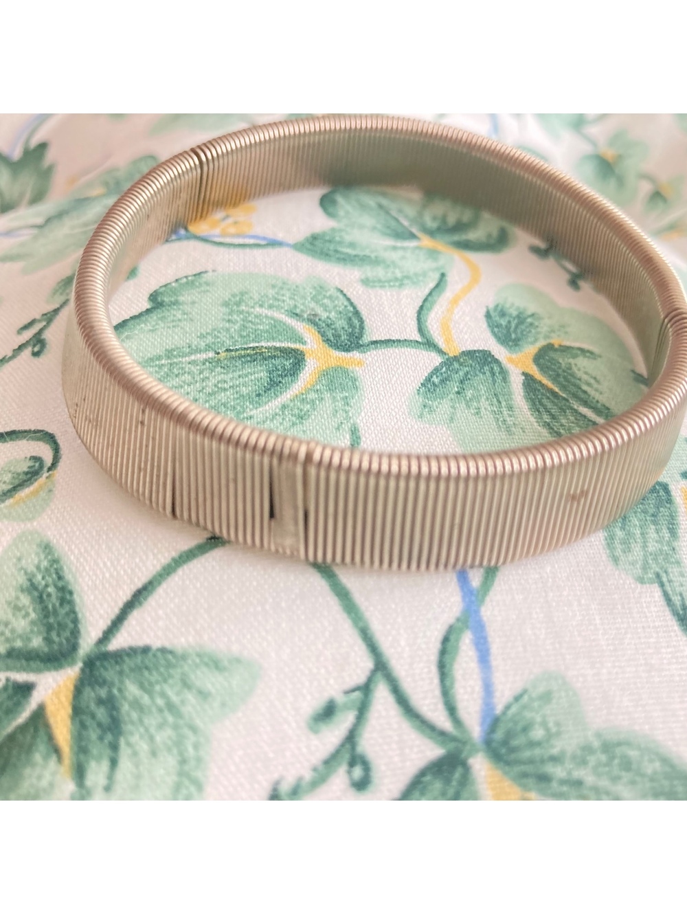Vintage coil stretch bracelet